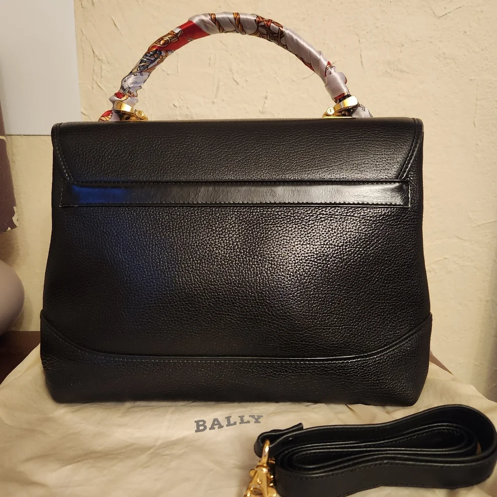 BALLY Vintage Black Leather Classic Handbag - Picture 3 of 10